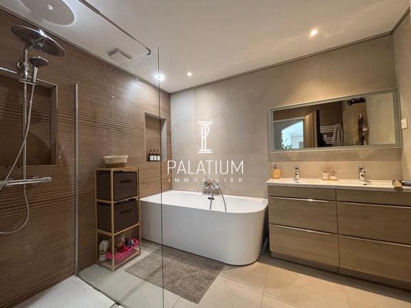 St Raphael Charmante Maison avec piscine 160 m2