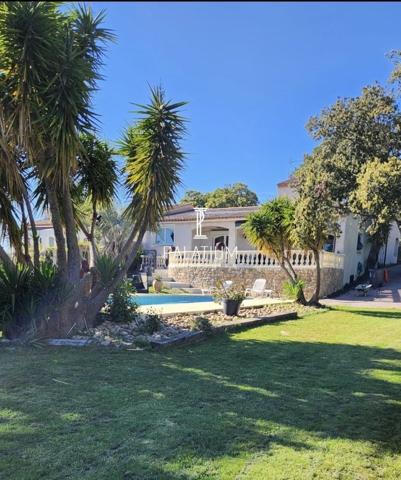 St Raphael Charmante Maison avec piscine 160 m2