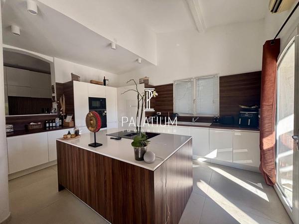 St Raphael Charmante Maison avec piscine 160 m2