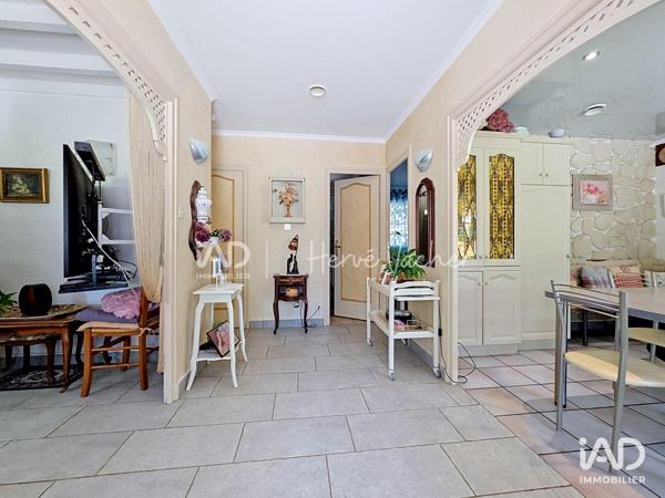 Maison à vendre 4 pièces 191 m² Buellas
