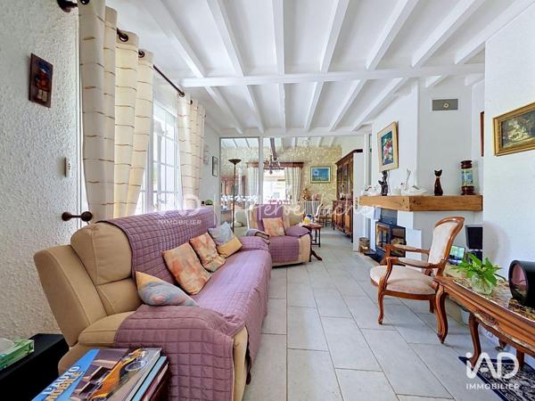 Maison à vendre 4 pièces 191 m² Buellas
