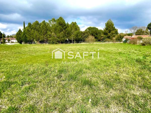Terrain constructible 1276 m2 à Virazeil