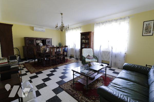 A VENDRE - VITRAC - Maison de 141 m² sur parcelle de 99770 m²