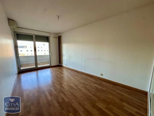 Appartement à louer 2 pièces 70.8m²