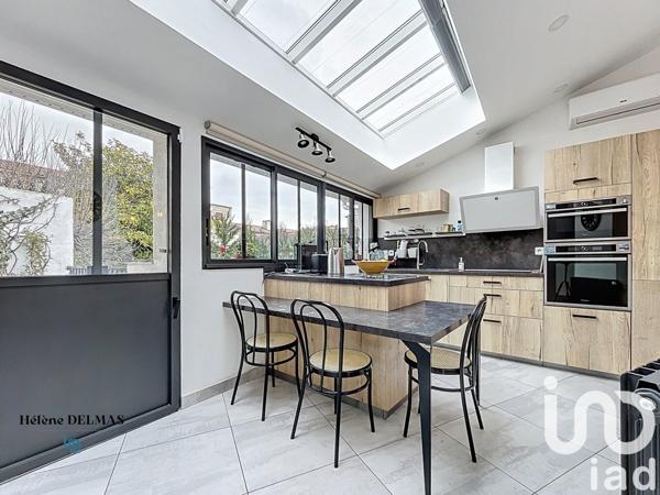 Maison de ville 7 pièces de 195 m² à Agen (47000)