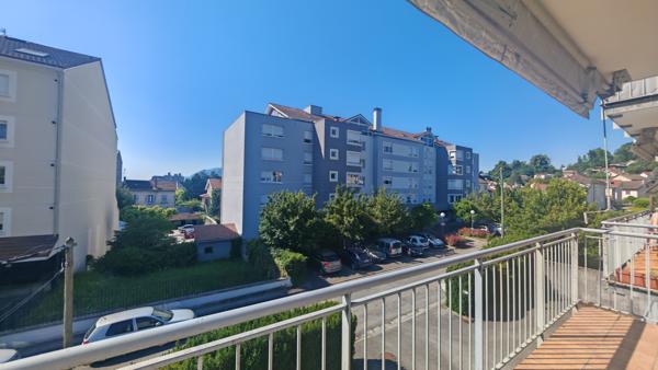 Appartement
         4 pièces
        - 79 m² 169 000 € *
