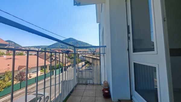 Appartement
         4 pièces
        - 79 m² 169 000 € *