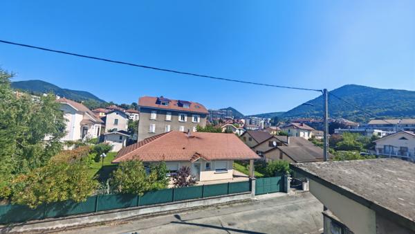 Appartement
         4 pièces
        - 79 m² 169 000 € *