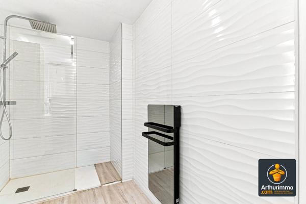Location                                                      Appartement
                        
                     3 pièces                      60 m2                     à Charly