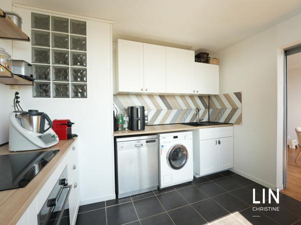 Appartement
         4 pièces
        - 78 m² Exclusivité 175 000 € *