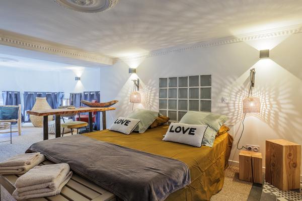 Local commercial réhabilité en loft atypique au coeur de la ville
