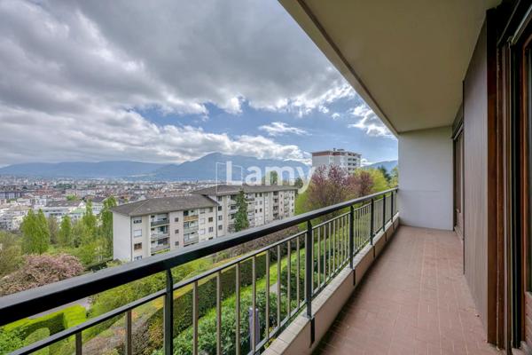 Appartement t5 + cave