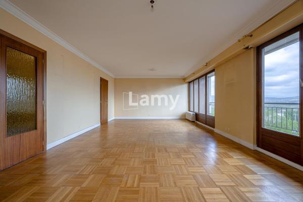 Appartement t5 + cave