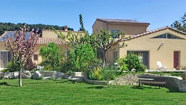 Cadenet, Villa 7 piéces 6 chambres sur 2000m²