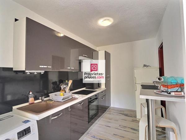 SAINTE MAXIME - BUREAUX ou LOCAL PROFESSIONNEL