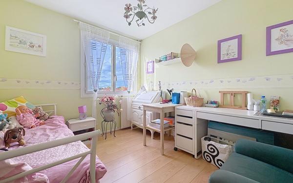 Appartement à vendre    4 pièces • 91,46 m2 Cournon-d'Auvergne