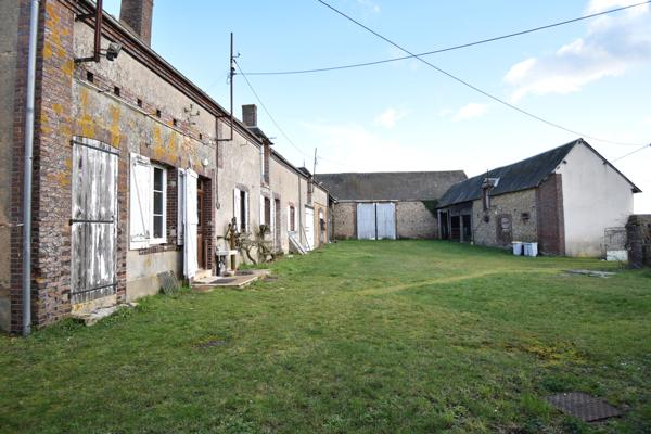 Dangeau (28160) CORPS DE FERME 13500 M²