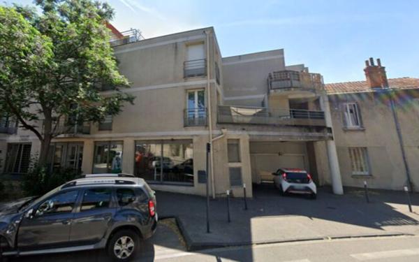 Stationnement à louer    13,40 m2 Valence