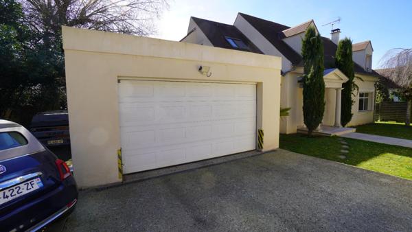 Maison à vendre 9 pièces MONTMORENCY (95)