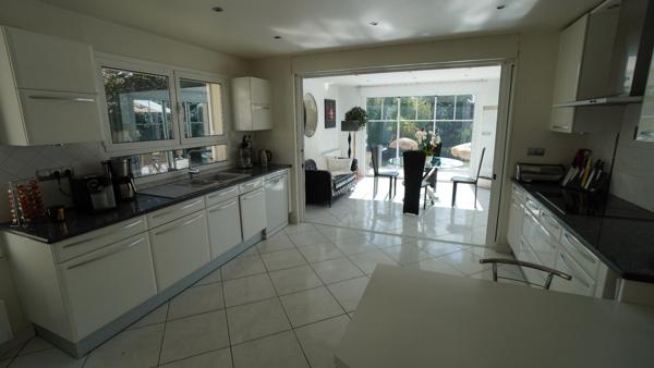 Maison à vendre 9 pièces MONTMORENCY (95)