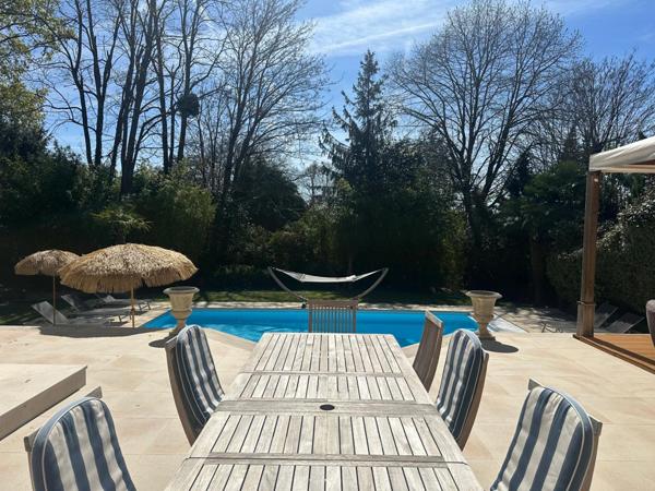 Maison à vendre 9 pièces MONTMORENCY (95)