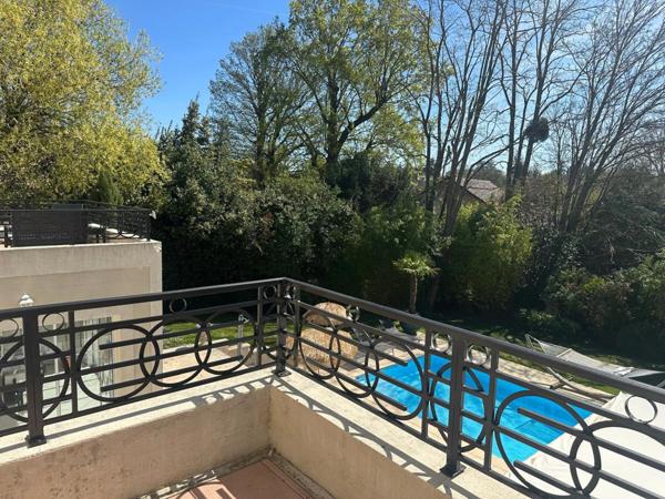 Maison à vendre 9 pièces MONTMORENCY (95)