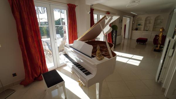 Maison à vendre 9 pièces MONTMORENCY (95)