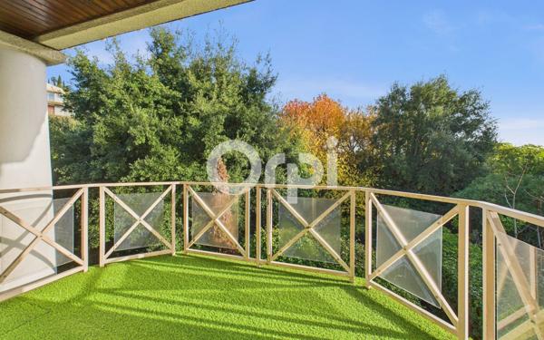 Appartement à vendre    2 pièces • 34 m2 Mandelieu-la-Napoule