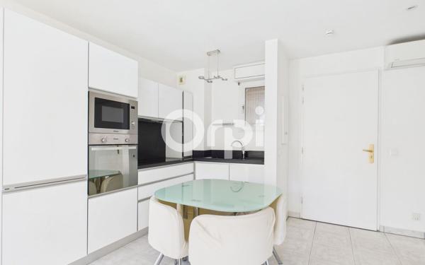 Appartement à vendre    2 pièces • 34 m2 Mandelieu-la-Napoule