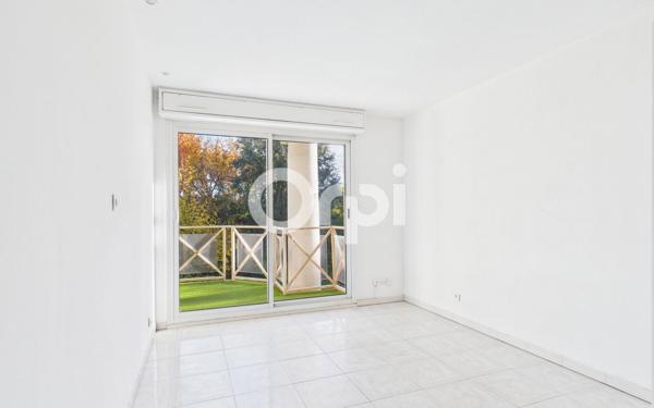 Appartement à vendre    2 pièces • 34 m2 Mandelieu-la-Napoule