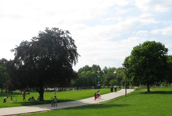 Nanterre (92000) Appartement traversant de 4 pièces sur 90,98 m² Carrez avec balcon, cave et box fermé en sous-sol pour 420 000