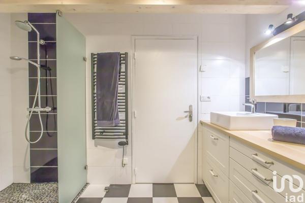 Maison 4 pièces de 130 m² à Veurey-Voroize (38113)