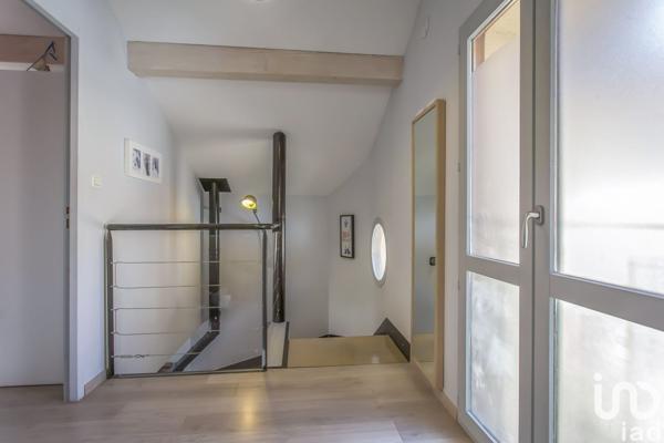 Maison 4 pièces de 130 m² à Veurey-Voroize (38113)