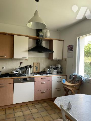 A VENDRE SENE MAISON TRADITIONNELLE T6 secteur Michotte