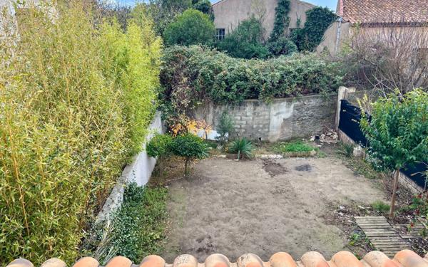 Maison à vendre    5 pièces •  Poussan