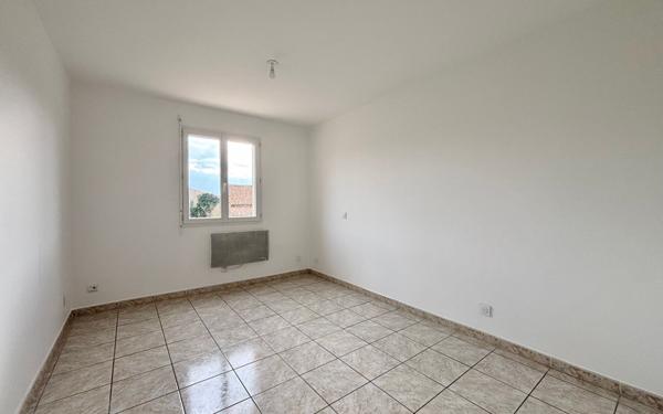 Maison à vendre    5 pièces •  Poussan