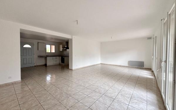 Maison à vendre    5 pièces •  Poussan