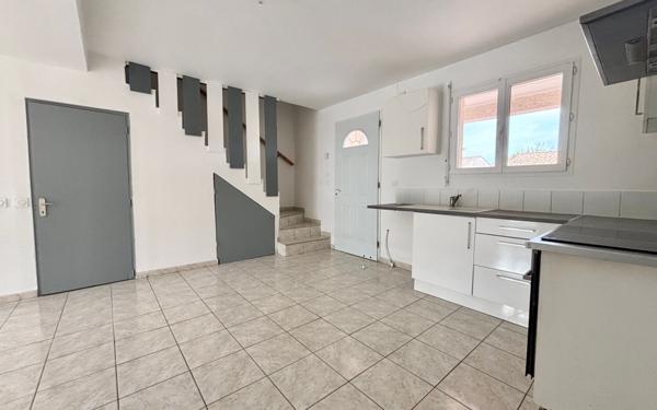 Maison à vendre    5 pièces •  Poussan