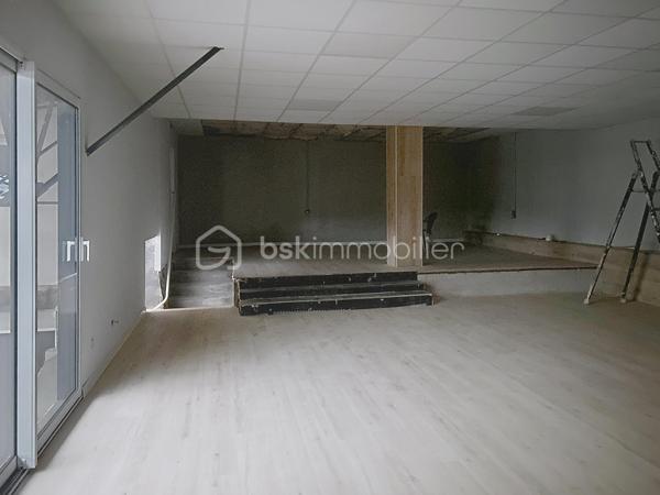 Local d'activités de 308 m²