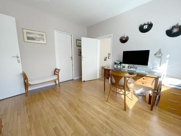 Saclay (91400) Maison individuelle avec du charme - Vie de plain pied possible - Val d'Albian - Espace de vie de 56m2 - 5 ch