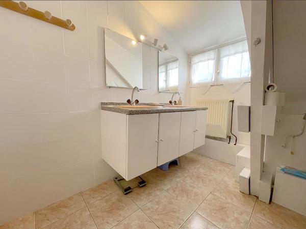 Saclay (91400) Maison individuelle avec du charme - Vie de plain pied possible - Val d'Albian - Espace de vie de 56m2 - 5 ch