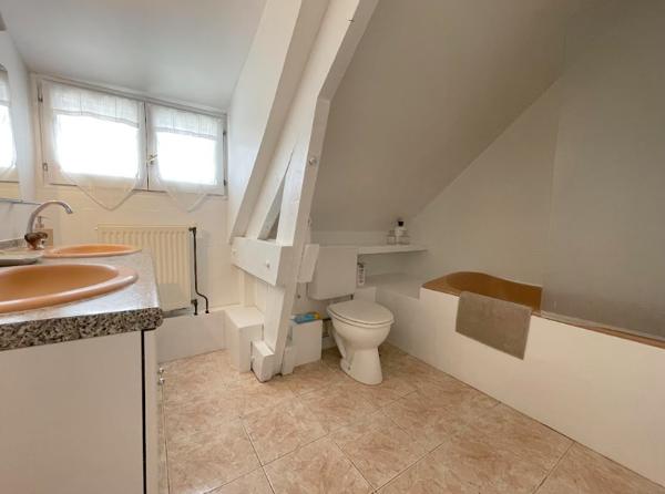 Saclay (91400) Maison individuelle avec du charme - Vie de plain pied possible - Val d'Albian - Espace de vie de 56m2 - 5 ch