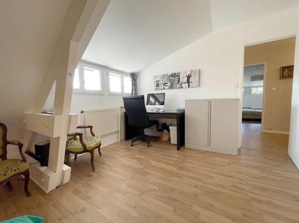 Saclay (91400) Maison individuelle avec du charme - Vie de plain pied possible - Val d'Albian - Espace de vie de 56m2 - 5 ch