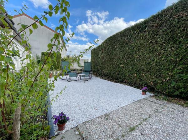 Saclay (91400) Maison individuelle avec du charme - Vie de plain pied possible - Val d'Albian - Espace de vie de 56m2 - 5 ch