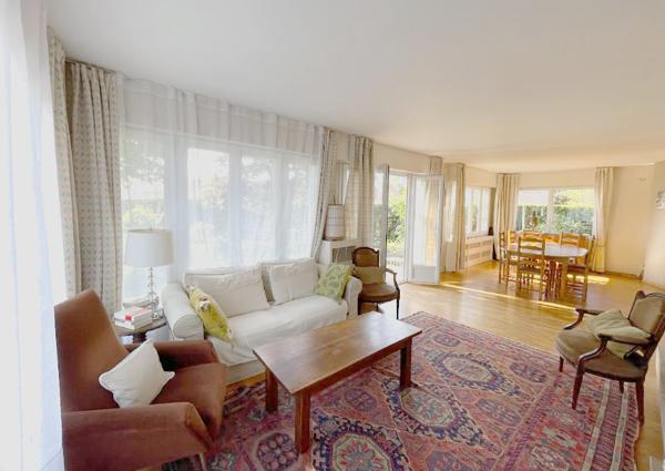 Saclay (91400) Maison individuelle avec du charme - Vie de plain pied possible - Val d'Albian - Espace de vie de 56m2 - 5 ch