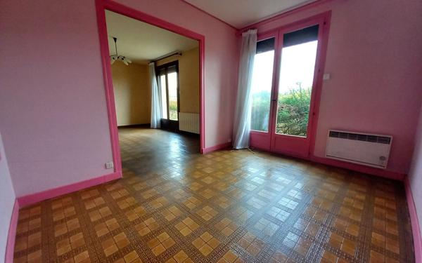 Maison à vendre    5 pièces •  Blanzy