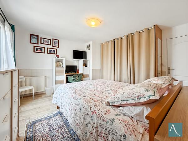 Maison familiale 7 chambres 150.2 m² au sol - Jardin 556 m², garage - Breuillet 91650