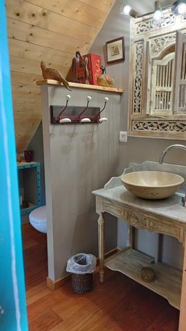 Kervignac (56700) Maison en pierre récente avec suites parentales et jardin clos