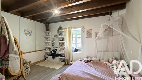 Maison à vendre 7 pièces 228 m² Saint-Sernin-du-Plain