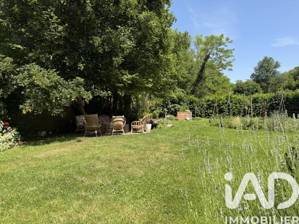 Maison à vendre 7 pièces 228 m² Saint-Sernin-du-Plain